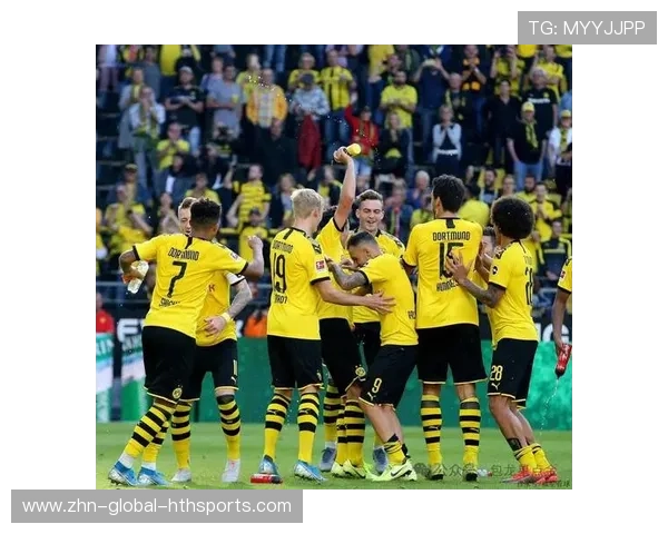 德甲多特外线配合到位，主场再享胜利